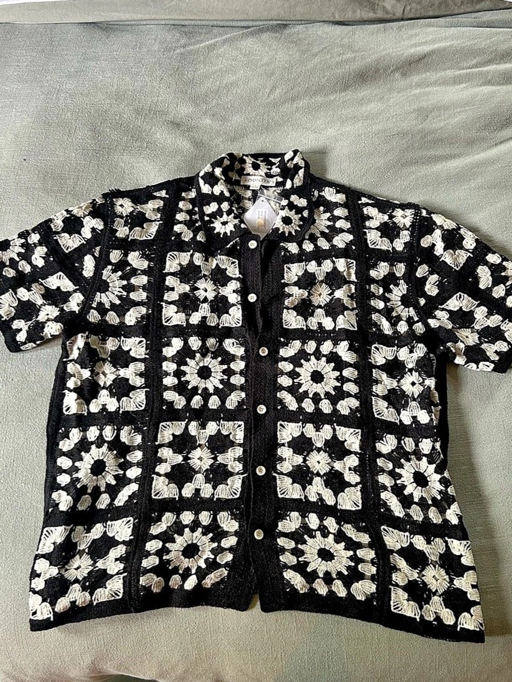 MORSECODE Embroidered / Crocheted Short Sleeve Shirt in Black & White XXL NWT